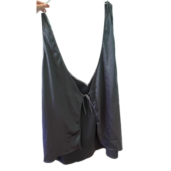 Parade’s Sunday Cami in Luxe Satin - Picture 4 of 6